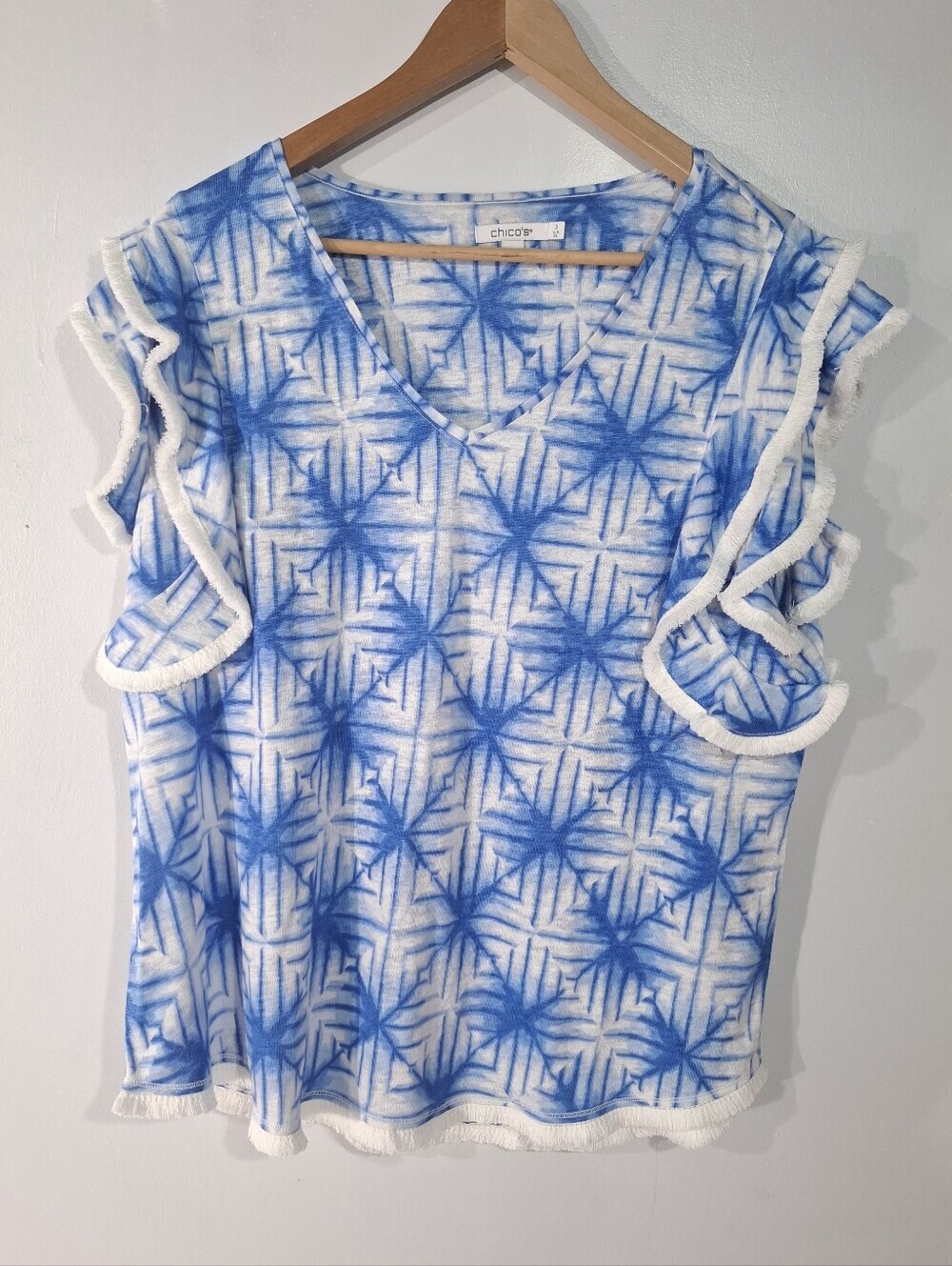 Chicos Womens Top 3 (XL) Blue Geometric 100% Linen Flutter Sleeve Blouse